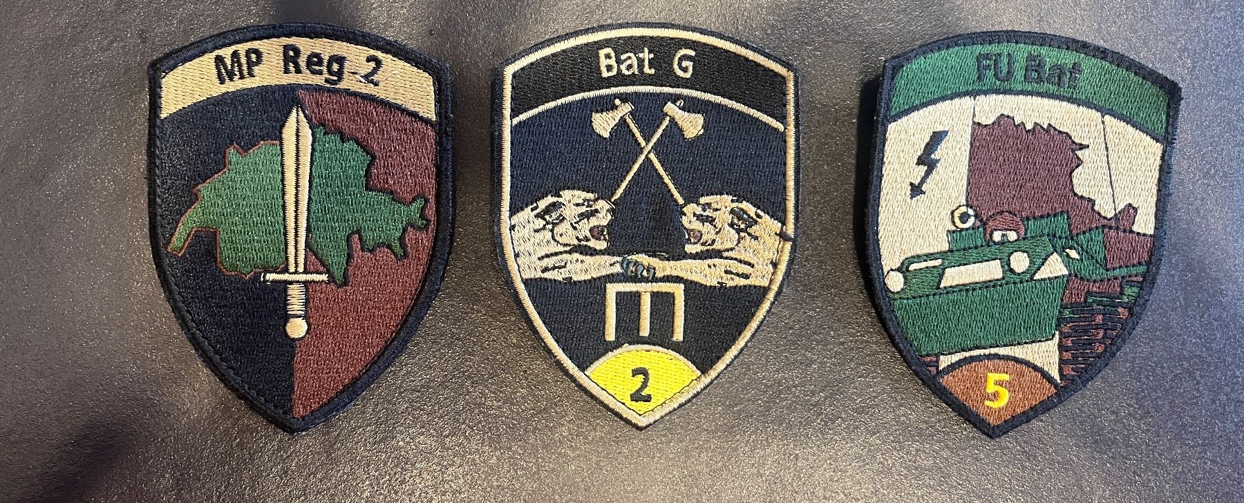 Placchette & Badge: Original Schweizer Militär-Ärmelabzeichen, 3 Stk, – Usato da Egliswil venduto da pokerface47