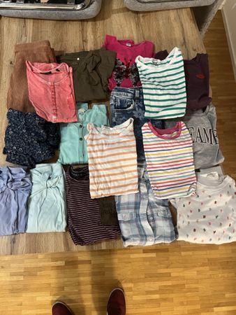 Tolles Kleiderpaket für Mädchen, Grösse 134 /138/140