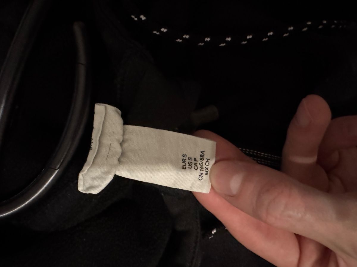 H&M Giacche: Sport-Damenjacke Grösse S schwarz – Usato da Oberbipp venduto da jan_68pd 2
