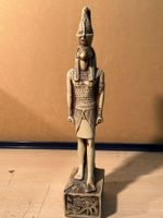 Statuette d'Horus, dieu égyptien antique, décorative.