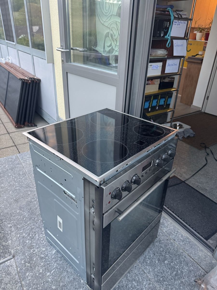 Backöfen: Ofen herd electrolux küche – Gebraucht aus Frenkendorf von jorge0000