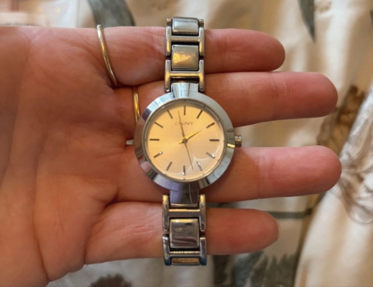 DKNY Montres: DKNY Uhr  – D'occasion à Basel par Brunner.T