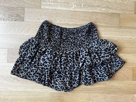 Mini jupe short à motifs léopard