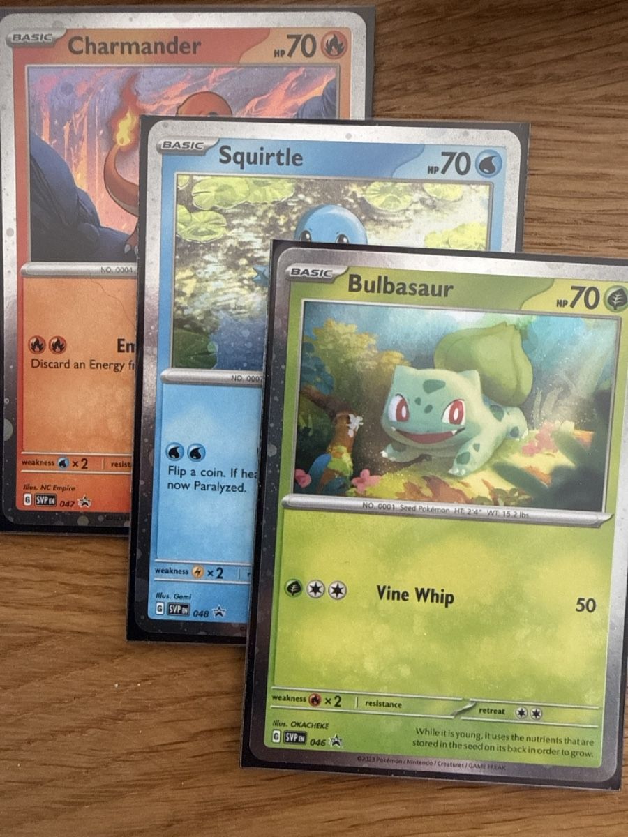 Pokémon Carte collezionabili: Pokemon Sammlung - Karten, Pins, Sticker, sealed Booster – Nuovo (secondo la descrizione) da Amriswil venduto da sim_nlb6 5
