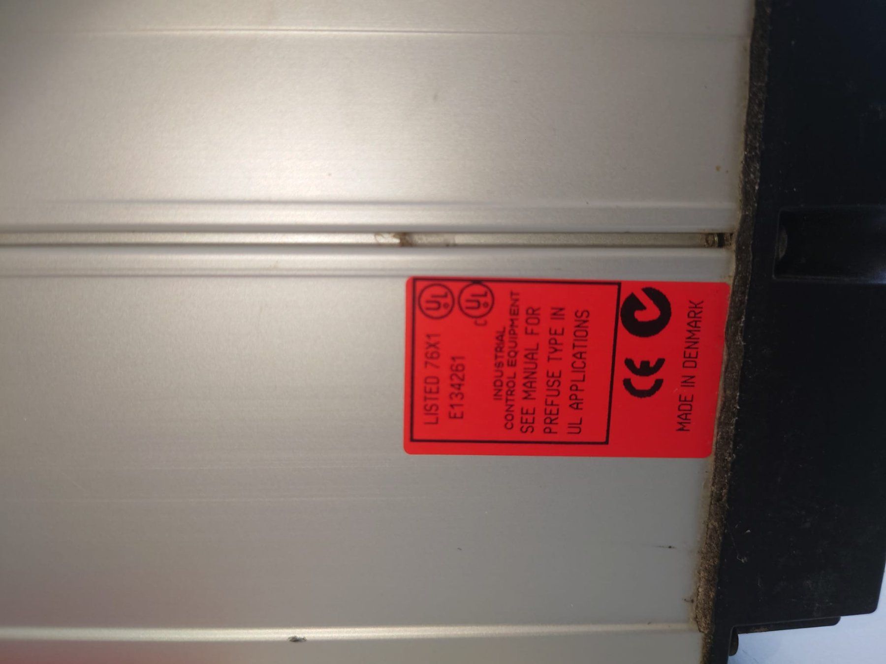 Danfoss Componenti elettronici: Danfoss VLt 8000 AQUA-Frequenzumformer – Usato da Männedorf venduto da livesteam 8