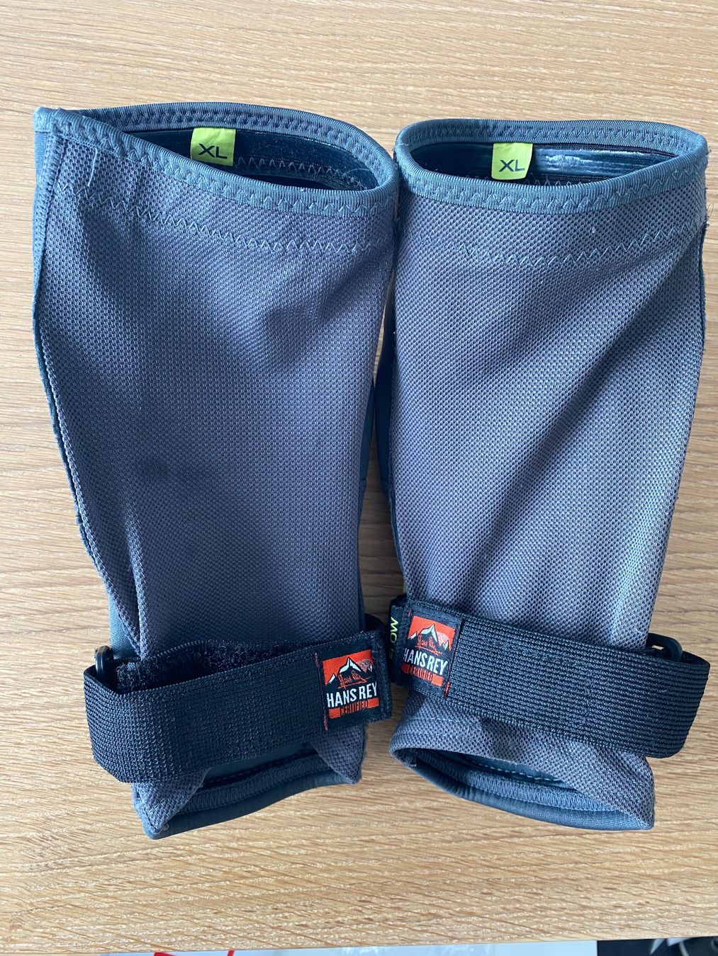 IXS Schutz & Schoner: IXS Flow Ellbogenprotektoren XL – Gebraucht aus Bern von dantheb 1