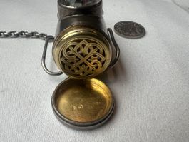 Antike Dose Fingerhut mit Kette, Gold Silber, Rarität