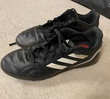 SOULIER FOOTBALL ADIDAS 38 / FUSSBALLSCHUHE ADIDAS 38