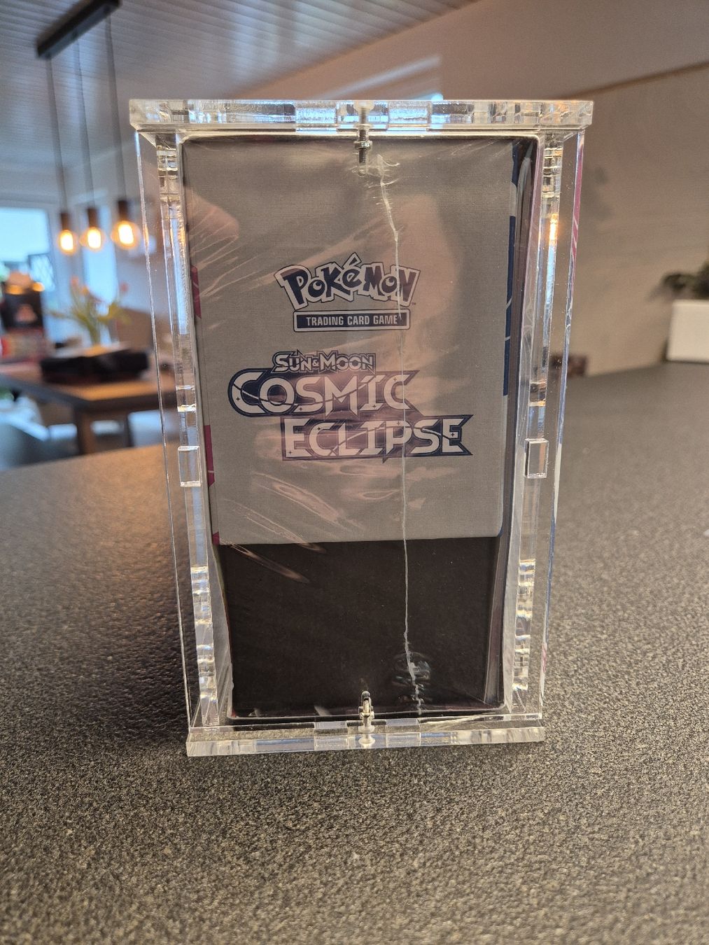 Pokémon Carte collezionabili: Pokemon Cosmic Eclipse Elite Trainer Box Sealed! – Nuovo (secondo la descrizione) da Bönigen venduto da Roriwang12 3
