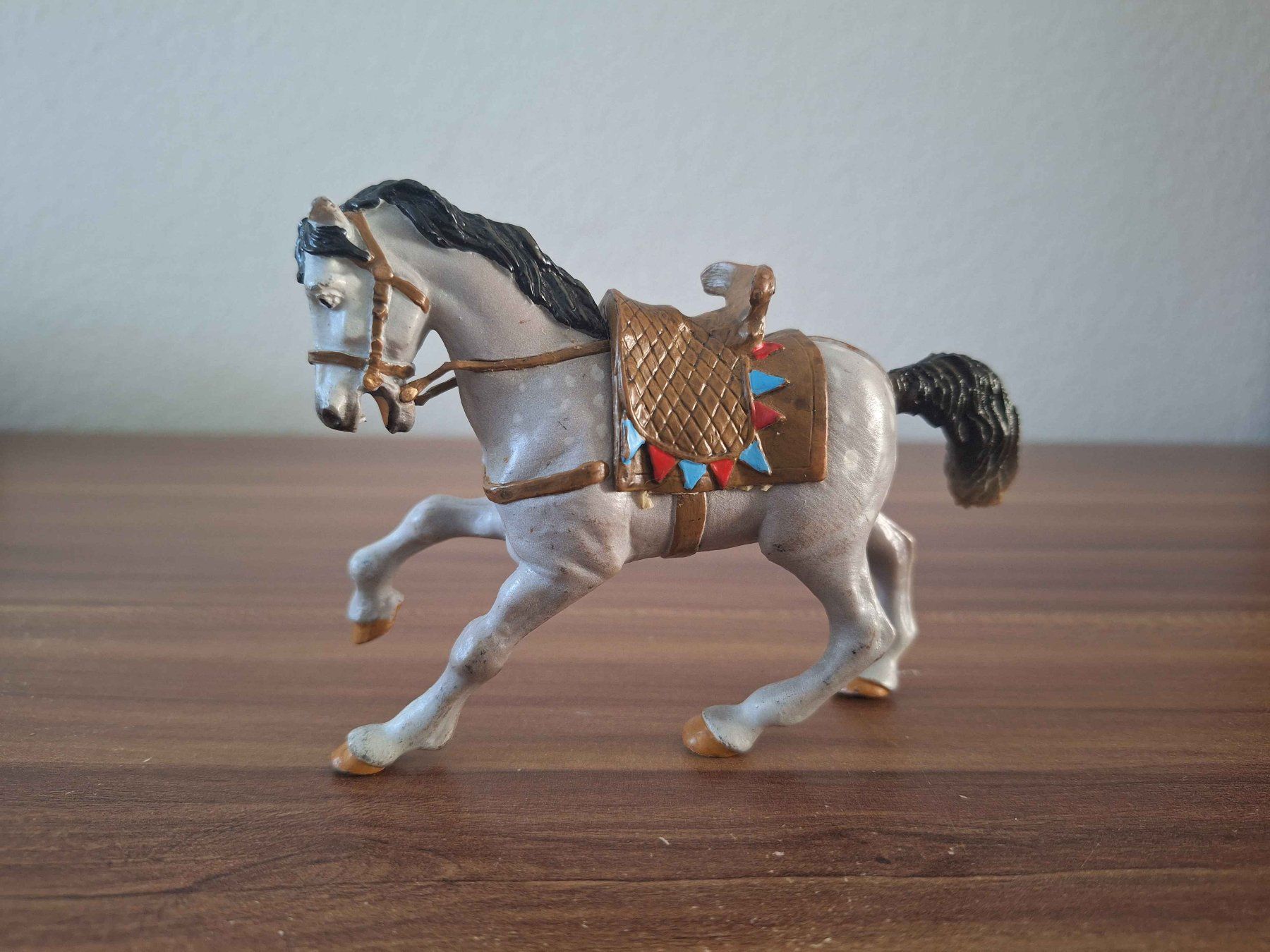 Giocattoli: Pferd von Jeanne d'Arc Papo Antiquariat – Usato da Grenchen venduto da LadyCalis