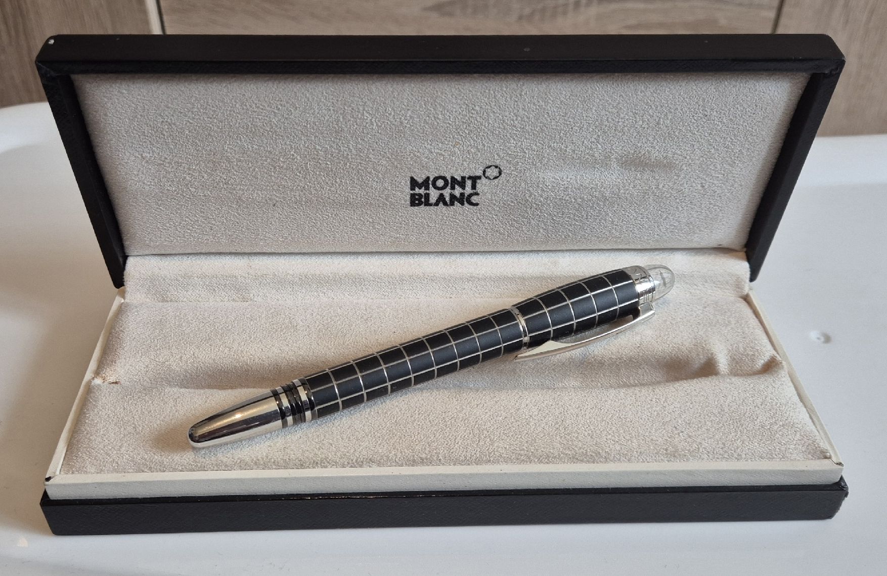 Welt der Tiere: Montblanc Starwalker Stylo Plume. – Gebraucht aus Genève von BKYB 1