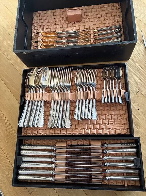 Set di posate: Servizio posate 6x argentate  – Usato da Losone venduto da gio_qy8z