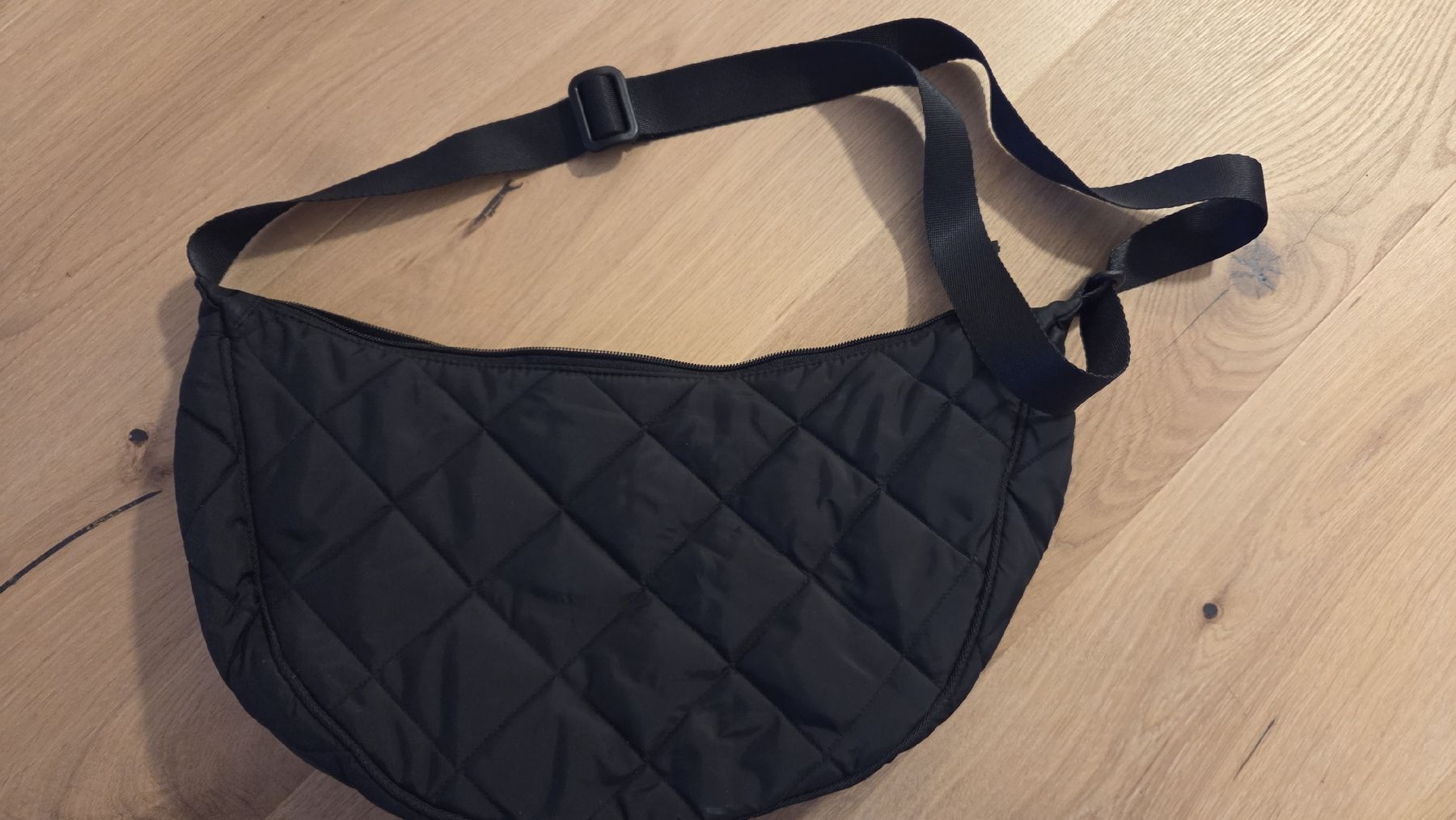 Sacs: Umhängetasche Uniqlo – Neuf (Voir description) à Chur par lil_25jl