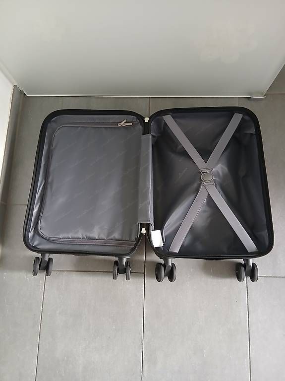 Sonstiges zu Aviatik: Easyjet Hartschalenkoffer – Neu (gemäss Beschreibung) aus Birsfelden von coccobello03 3