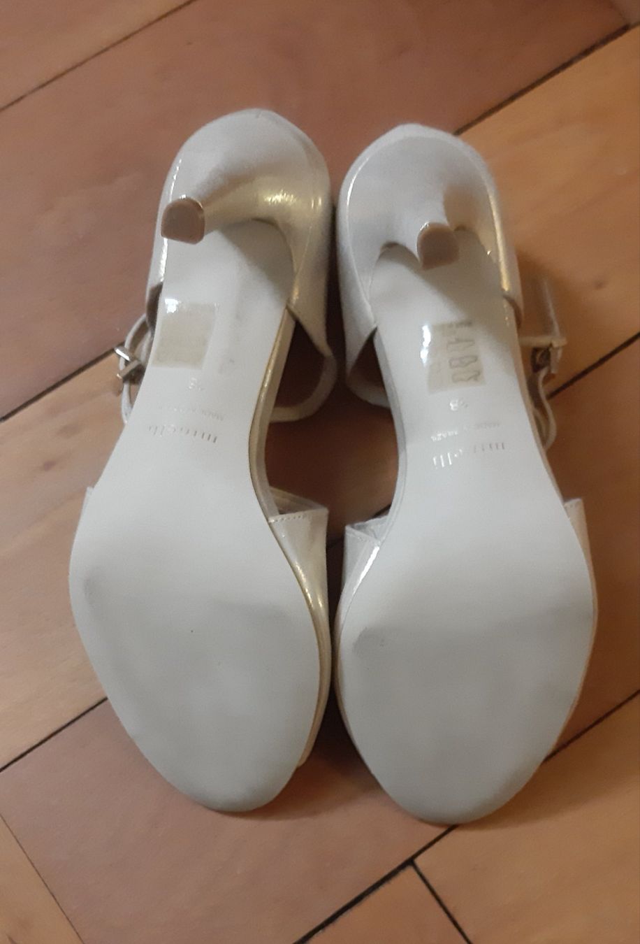 Scarpe da donna: LEDER Sandalen Gr.37 NEU Preis 200 Fr. – Nuovo e nell'imballaggio originale da Zürich venduto da Venecia25 5