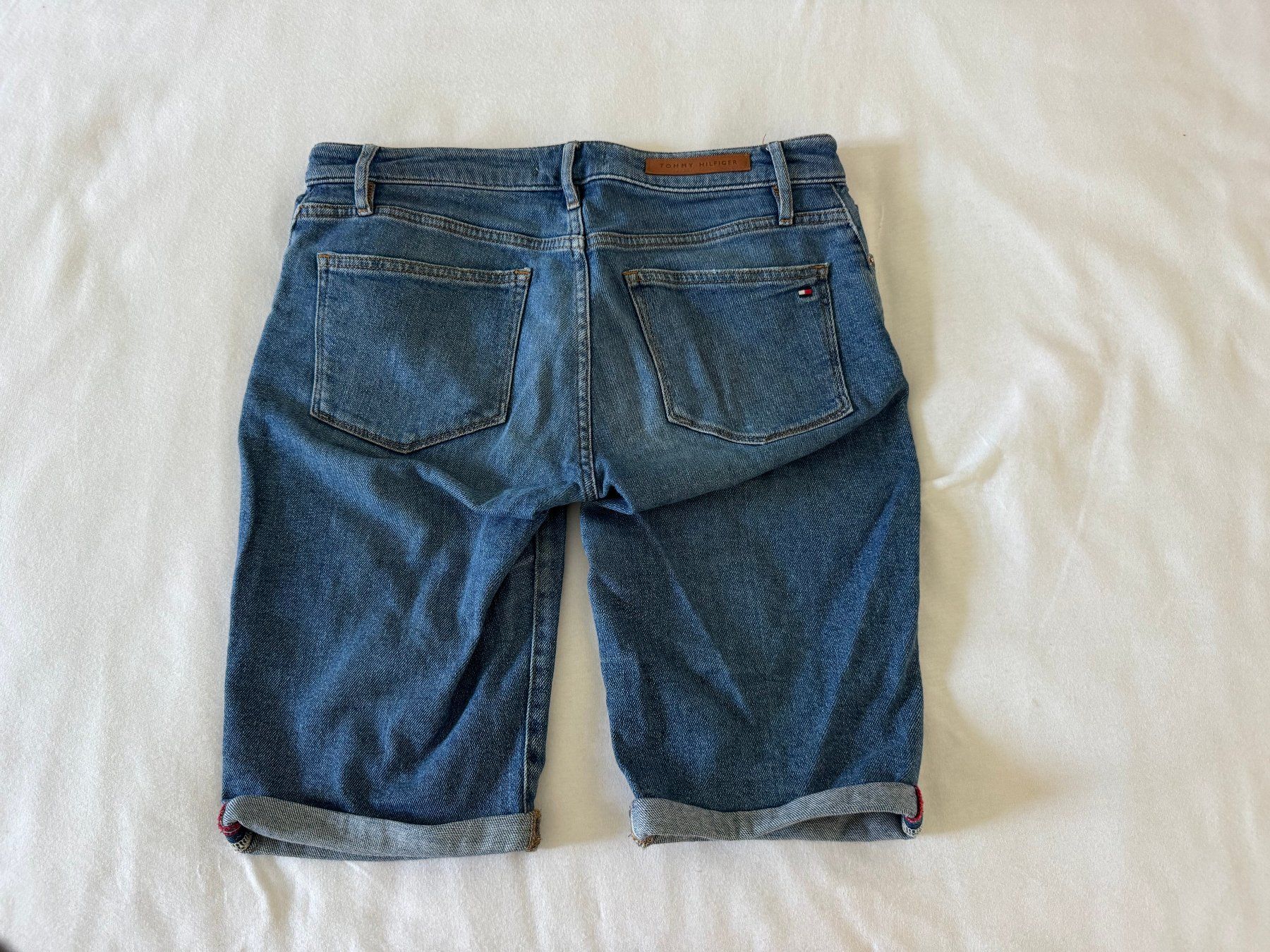Tommy Hilfiger Jeans: Tommy Hilfiger - Shorts – Nuovo (secondo la descrizione) da Zürich venduto da odi_ldv8 1