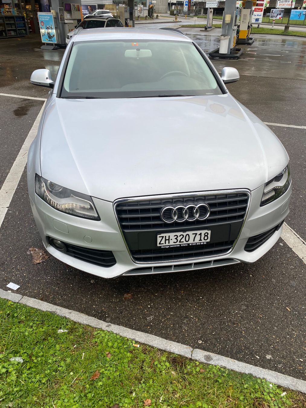 Audi Automobili: Audi A4 1.8 TFSI – Usato da Zürich venduto da Simodo
