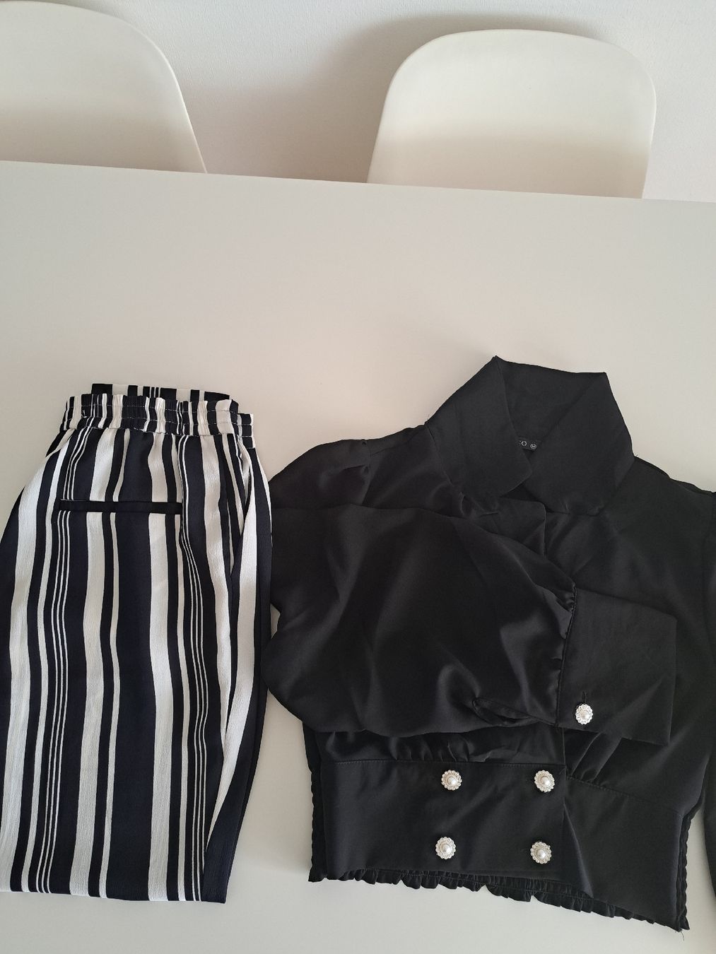 Zara Kleiderpakete: Hose und Bluse – Gebraucht aus Herisau von sen_8w8b