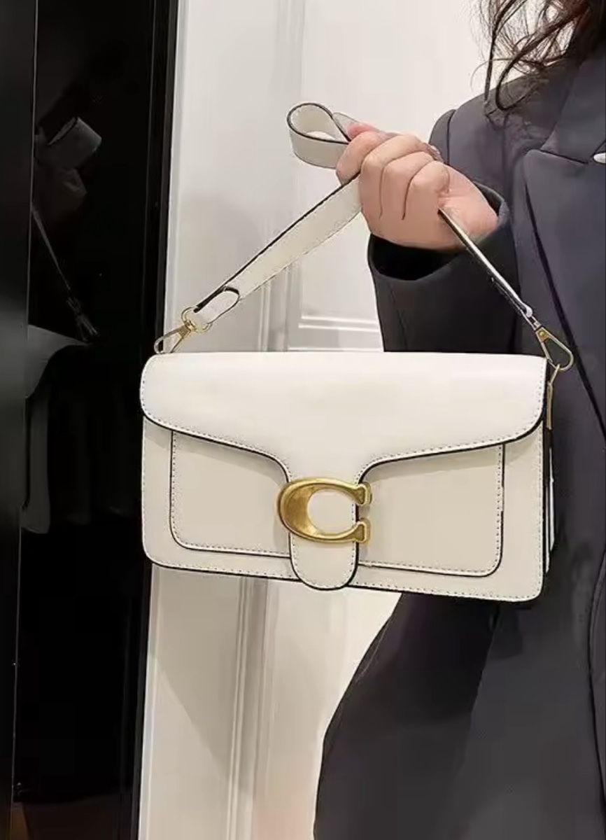Sacs femmes: Beige Coach Bag – Neuf avec emballage d'origine à Amriswil par lauraview