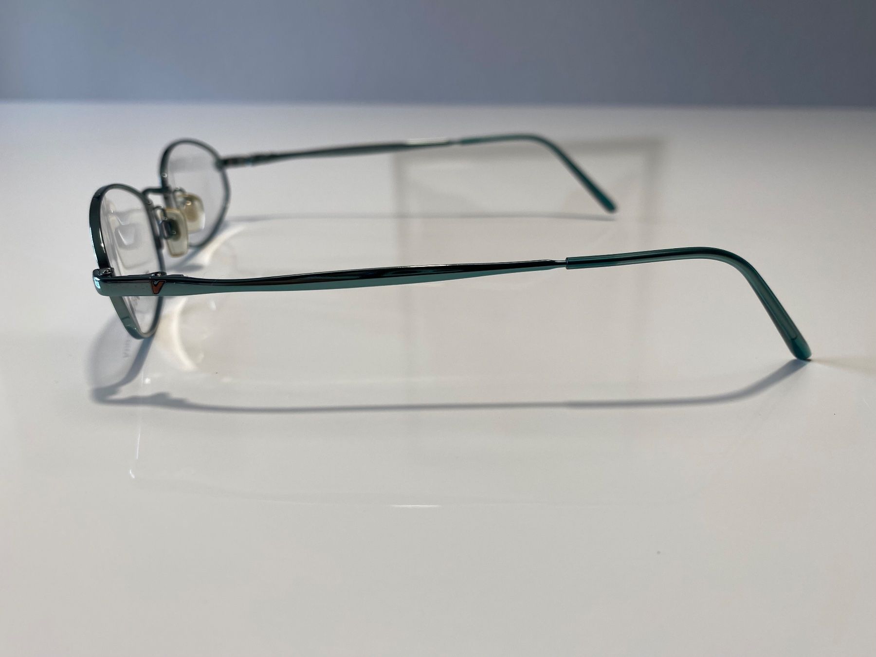 Armani Brillen & Gläser: Monture de Lunettes Ovale Armani – Neu (gemäss Beschreibung) aus Bottens von 2Lens 2