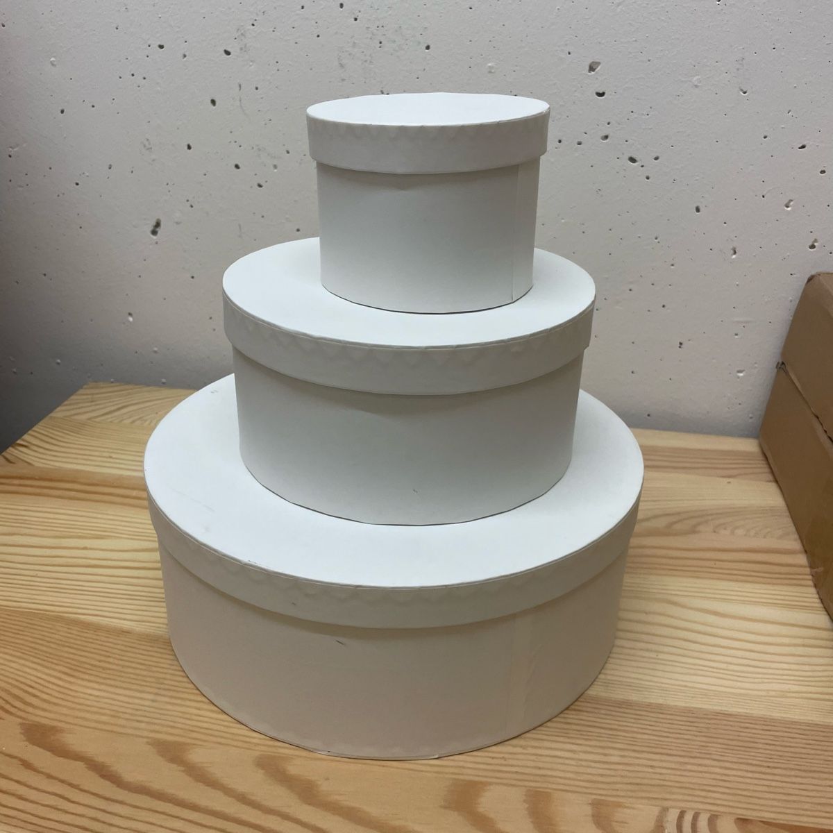 Altro in Decorazioni & Accessori: 3er Set runde weisse Schachteln neu – Nuovo (secondo la descrizione) da Utzenstorf venduto da beatrice.ch 2