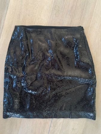 Neu Rock von Massimo Dutti gr S