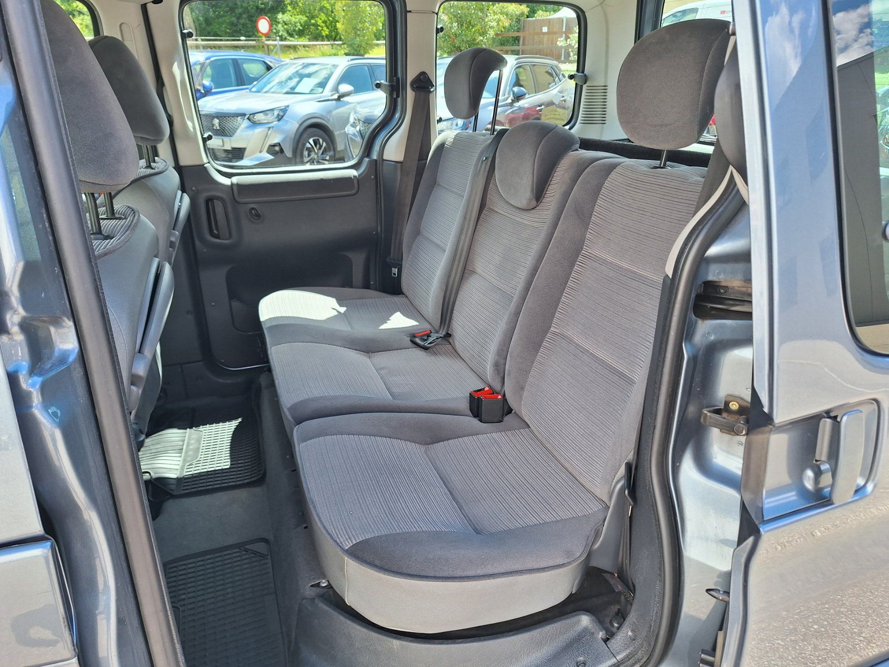 Citroën Automobili: Citroën Berlingo 1.6 16V Edition – Difettoso da Solothurn venduto da GysinSolothurn 6