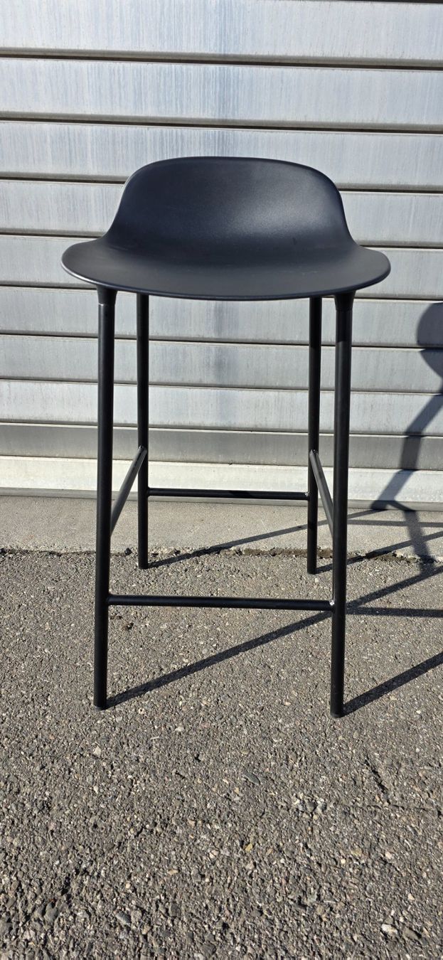 Normann Copenhagen Tabourets: Barhocker von Normann Copenhagen – D'occasion à Regensdorf par Sisco1968 1
