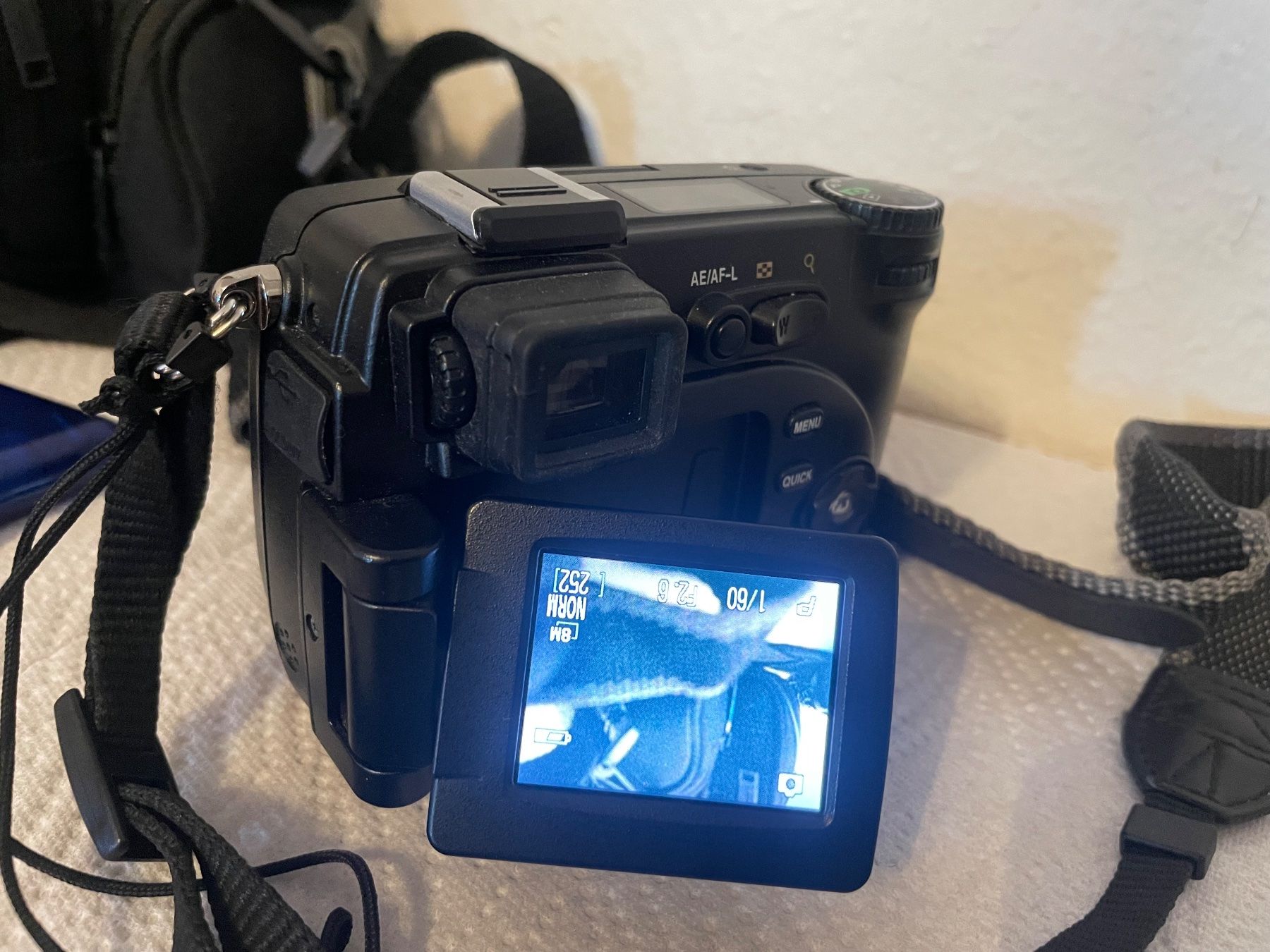 Nikon Fotocamera: Nikon E8400 Digital Kamera – Usato da Zürich venduto da beli_30 5