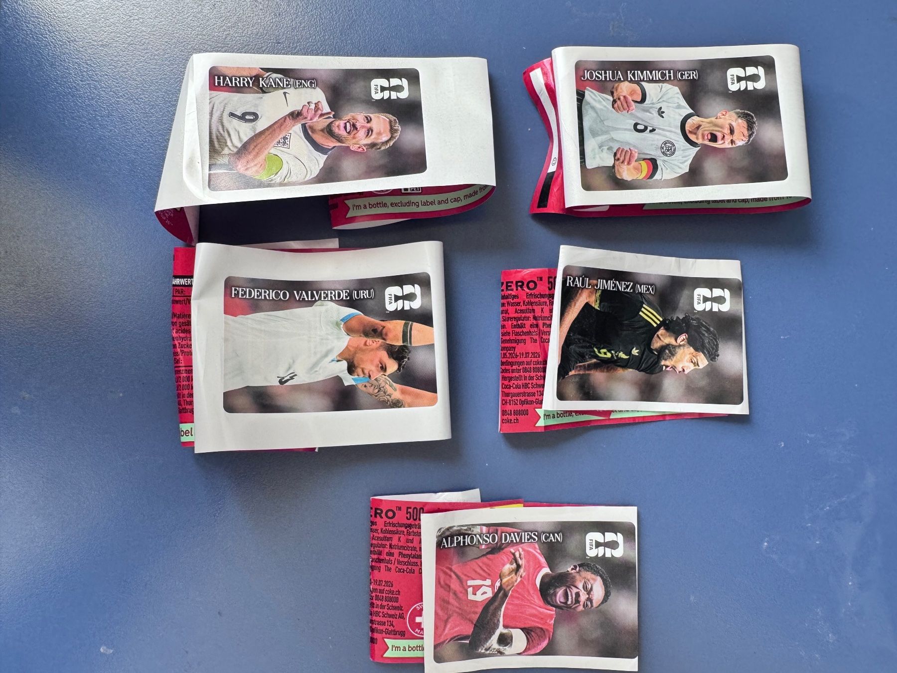 Panini Carte collezionabili: Diverse Panini-Sticker - CocaCola Edition – Nuovo (secondo la descrizione) da Bern venduto da Miniparfum