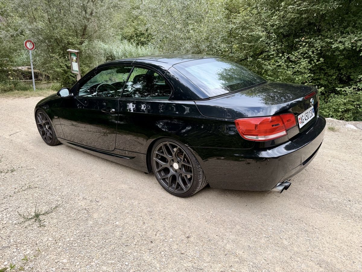 BMW Autos: BMW 330i Cabrio  – Gebraucht aus Kleindöttingen von arm_d9qm 3