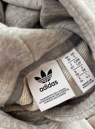 Pulls & Sweat-shirts: Différents pulls – D'occasion à La Croix (Lutry) par patricia150392 9