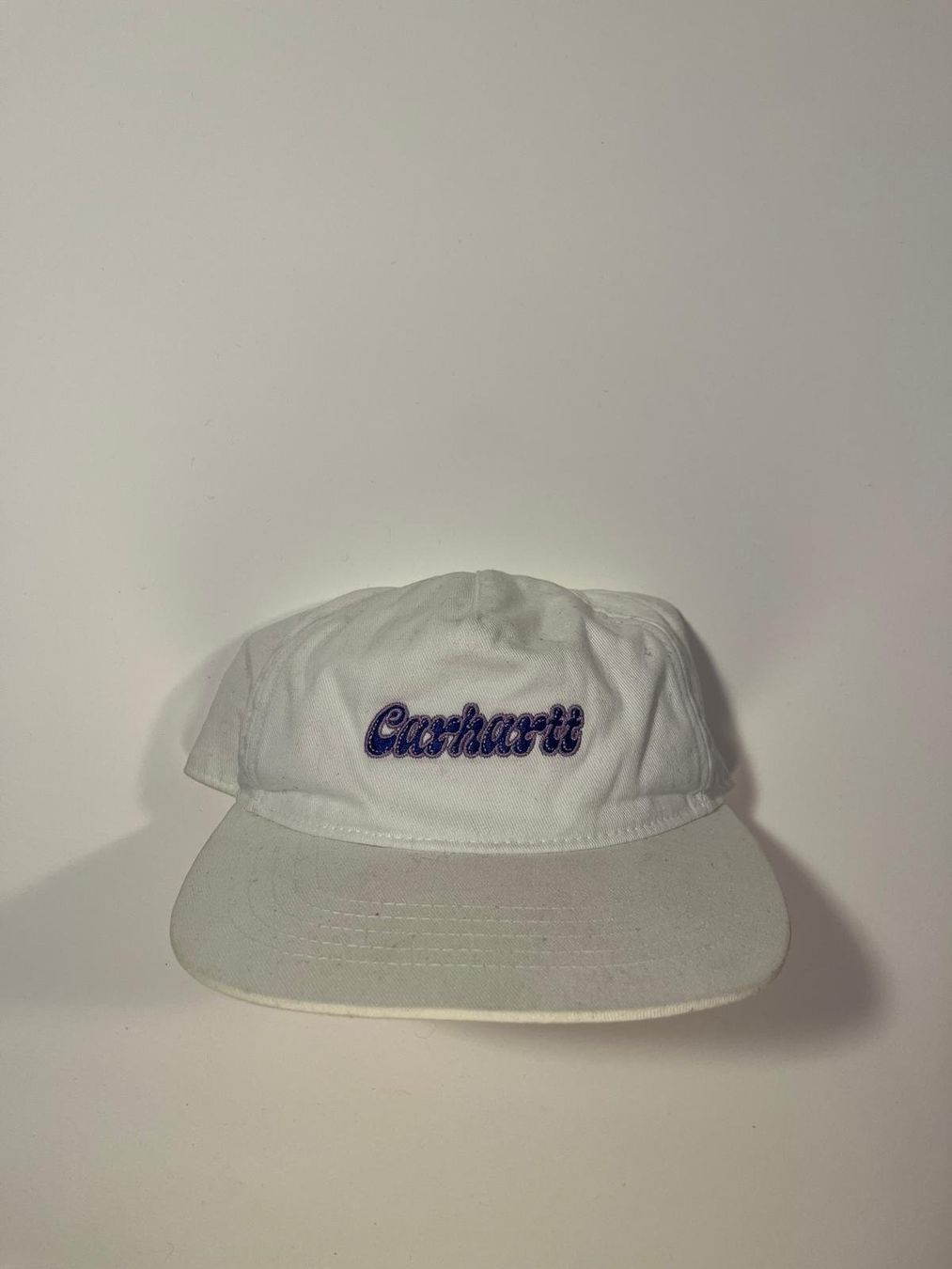 Carhartt Copricapi, berretti & cappellini: Weisse Carhartt Liquid Script-Kappe – Usato da Dornach venduto da mkh_8yst 1