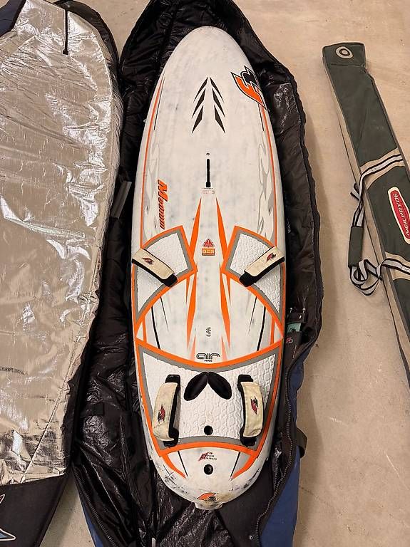 Tavole da surf e di nuoto: x4 Windsurf Brett/Tavole – Usato da Zürich venduto da gabrielezanni