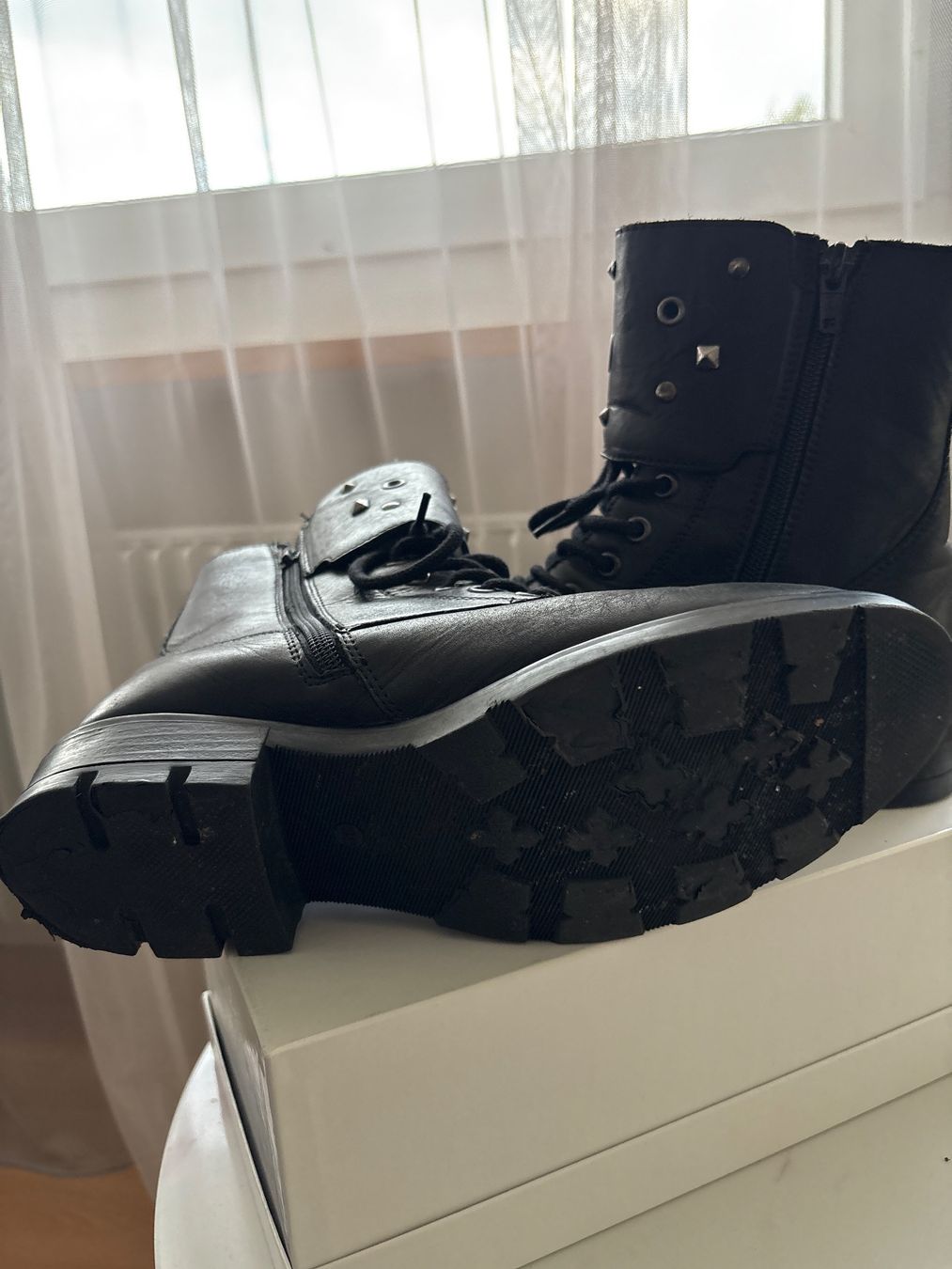 Scarpe da donna: Leder Stiefeletten gr39(38) – Usato da Niederbipp venduto da blu_jw7r 5