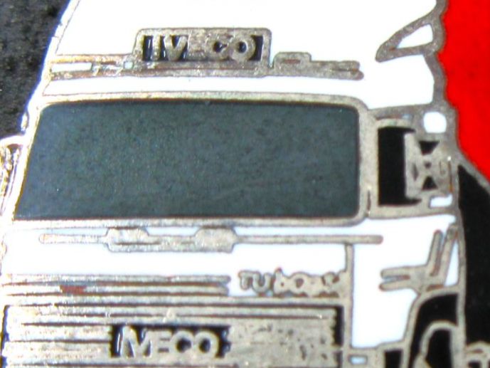 Iveco Placchette & Badge: IVECO TURBOSTAR 190.42 SATTELSCHLEPPER PIN MIT SECURITY-CLIP – Usato da Ettingen venduto da Hausi4711 1