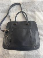 Borsa nera a tracolla