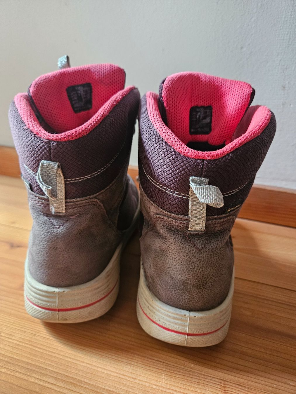 Ecco Scarpe per ragazze: Ecco Winterschuhe Stiefel 35 Mädchen – Usato da Rifferswil venduto da fle_5nqr 1