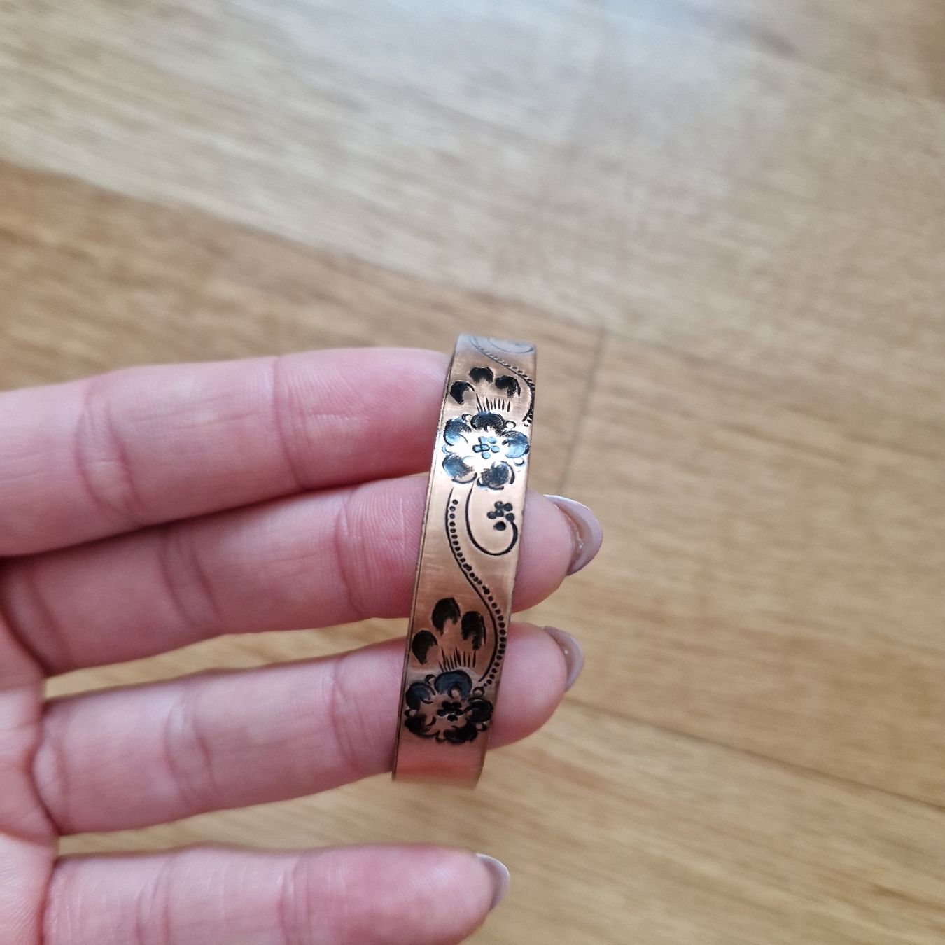 Bracciali & Braccialetti: Armreif Armcuff bronze Blumen schwarz – Nuovo (secondo la descrizione) da Frenkendorf venduto da gca_d2qp 1