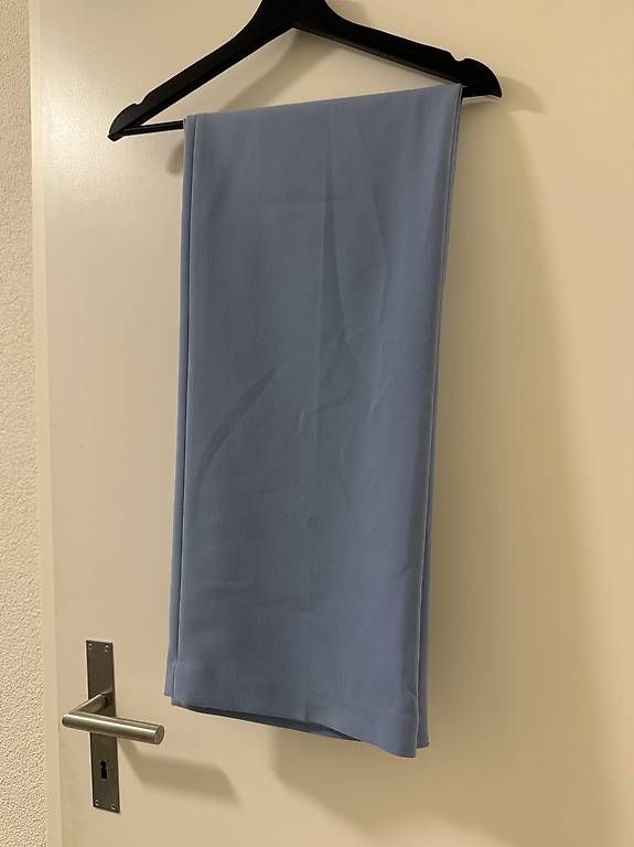 Costumes: Zara Anzug hellblau, Grösse S eher M – D'occasion à Bern par fab_tx65 3