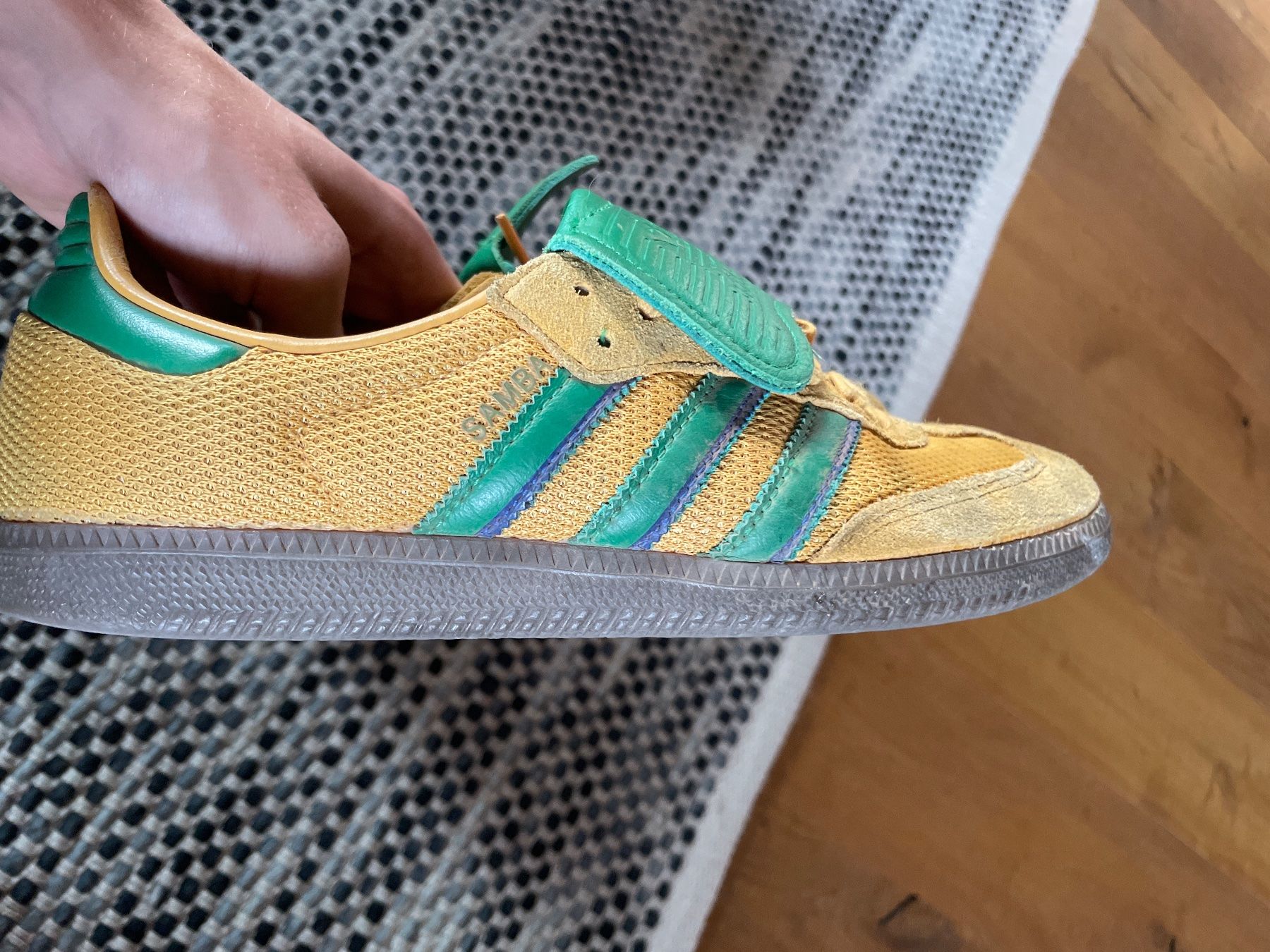 Adidas Chaussures hommes: Samba süper – D'occasion à Dürrenroth par jan_lw8v 1