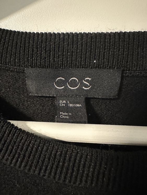 Cos Maglioni & Felpe: Pullover schwarz von COS – Usato da Zürich venduto da dan_bxq2 1