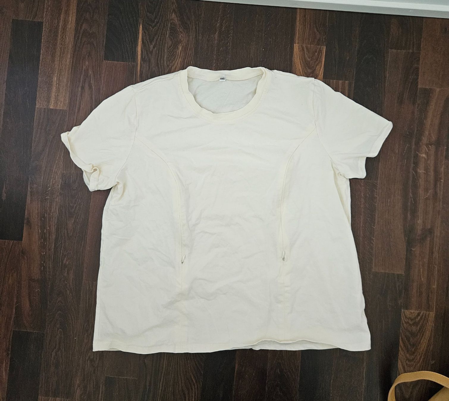 T-shirt: Breastfeeding t-shirt – Nuovo (secondo la descrizione) da Affoltern am Albis venduto da Katarinushka