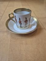 Antike Historische Tasse mit Untertasse