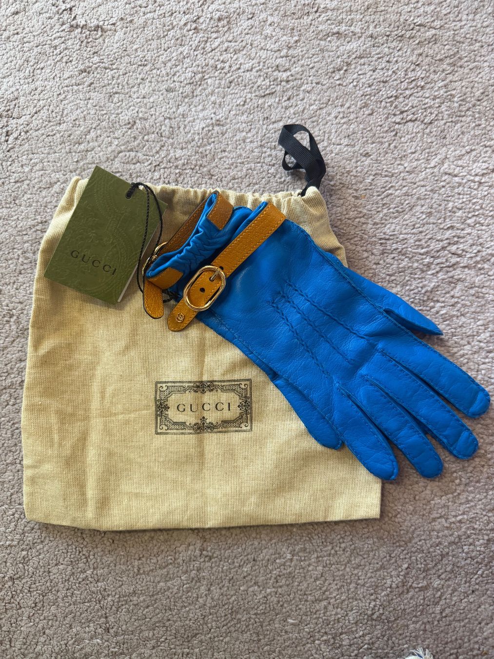 Gucci Guanti & manicotti: Gucci Lederhandschuhe neu – Usato da Zürich venduto da SecondhandZurich