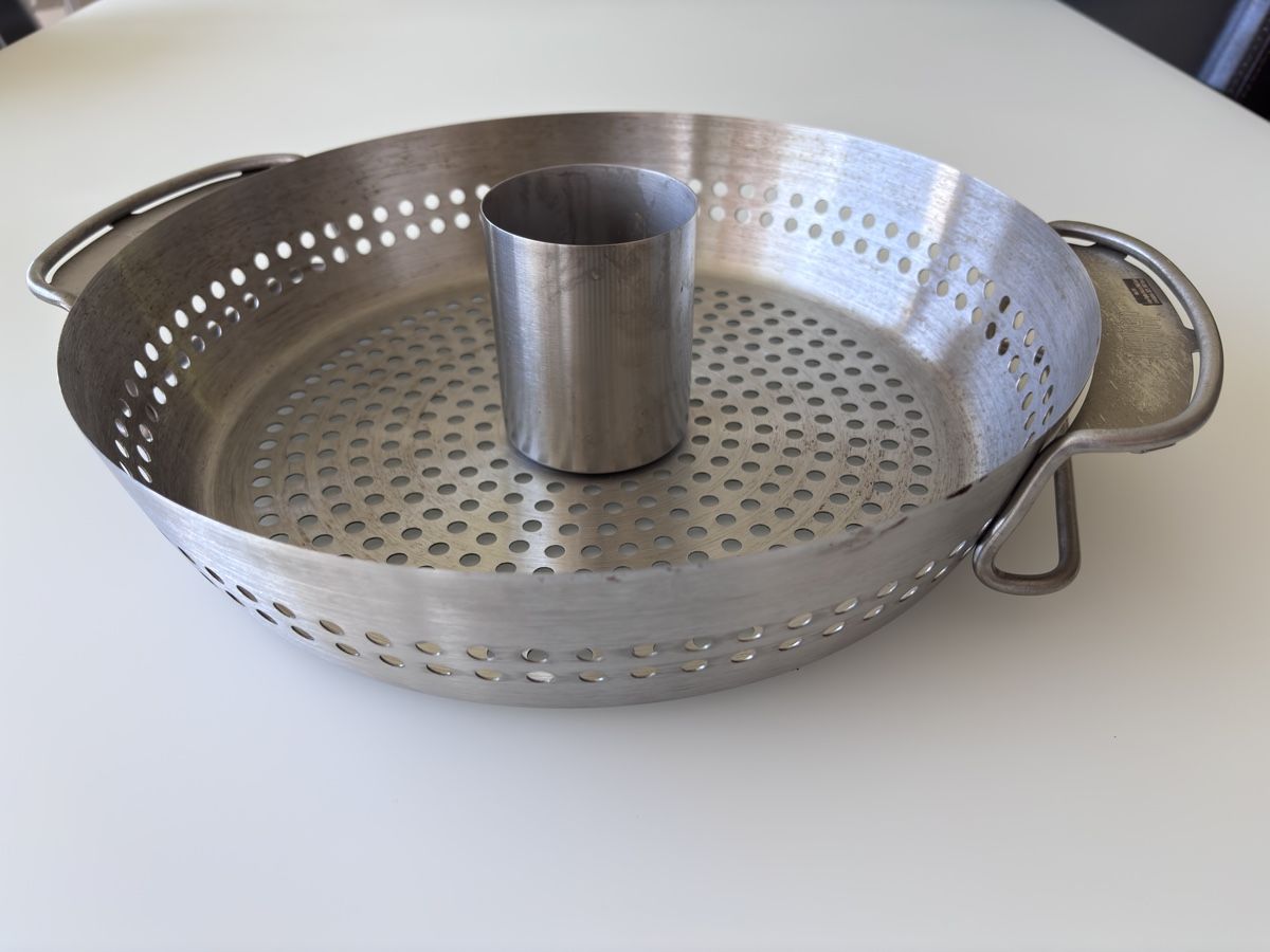 Padelle: Weber Grillpfanne mit Pouletaufsatz – Usato da Lyss venduto da Mirathun