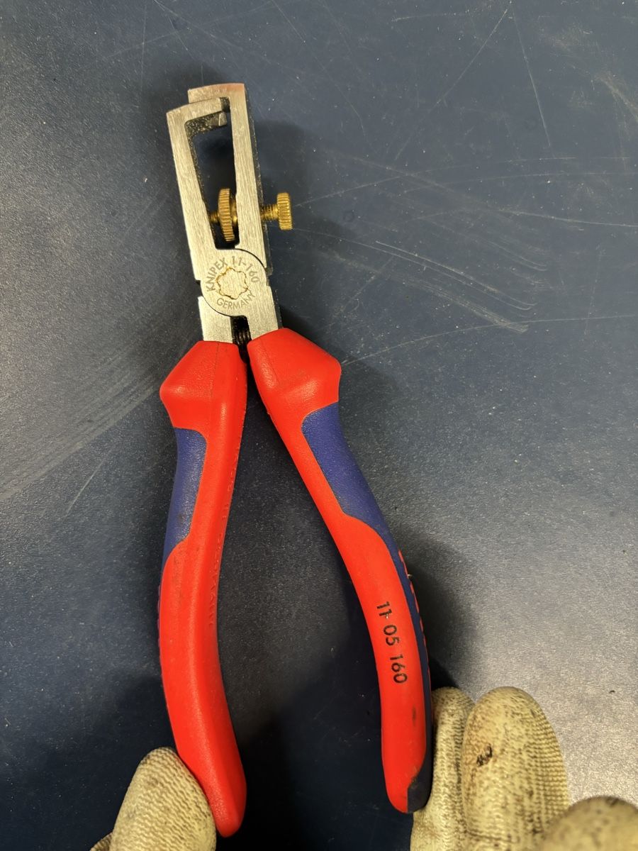 Knipex Tutti gli attrezzi: Knipex Abisolierzange – Nuovo (secondo la descrizione) da Bärau venduto da Luschwa 2
