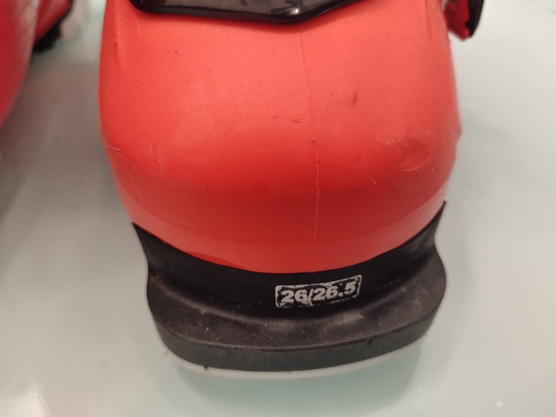 Salomon Sci: Chaussure de ski Salomon 26.5 pointure 41 – Usato da Bévilard venduto da nadmat 2