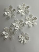 Jakob Schlaepfer 7 weisse 3D Blumen  Deko