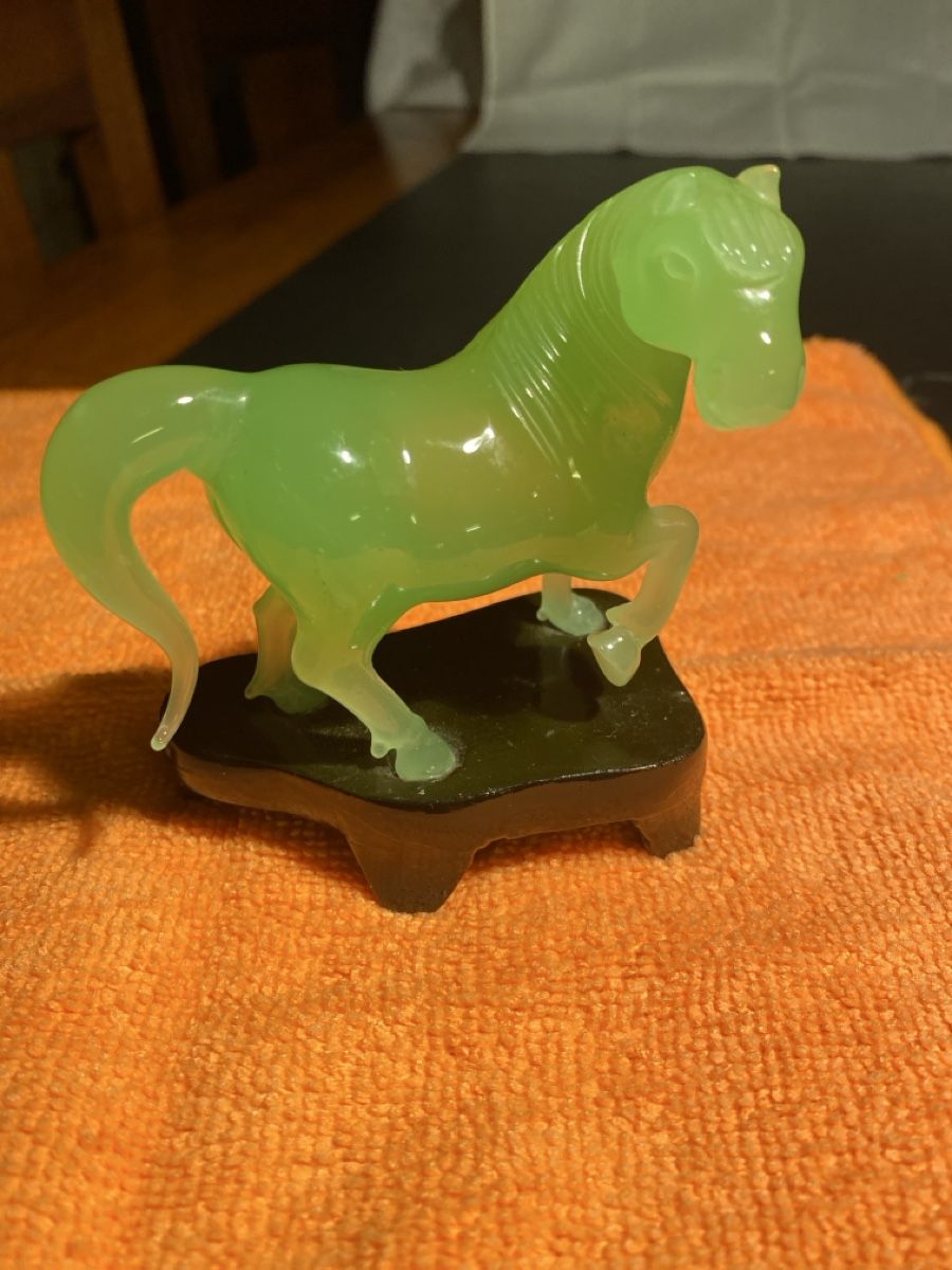 Figuren: Une paire de chevaux en verre chinois – Gebraucht aus Bevaix von Dominixx52 1